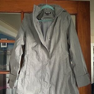 Kirkland Signature Women's Gray Trench/Rain Coat